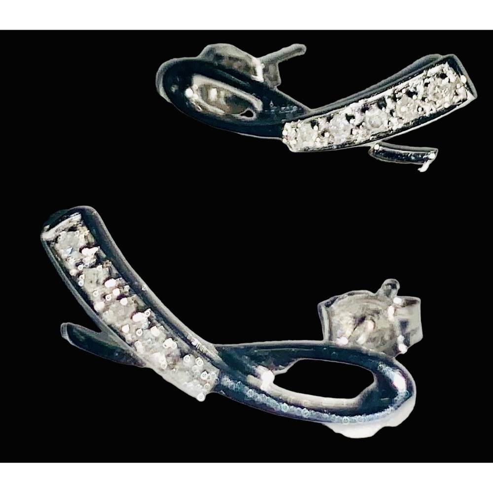10K White Gold Natural Diamond Ribbon Stud Post Earrings